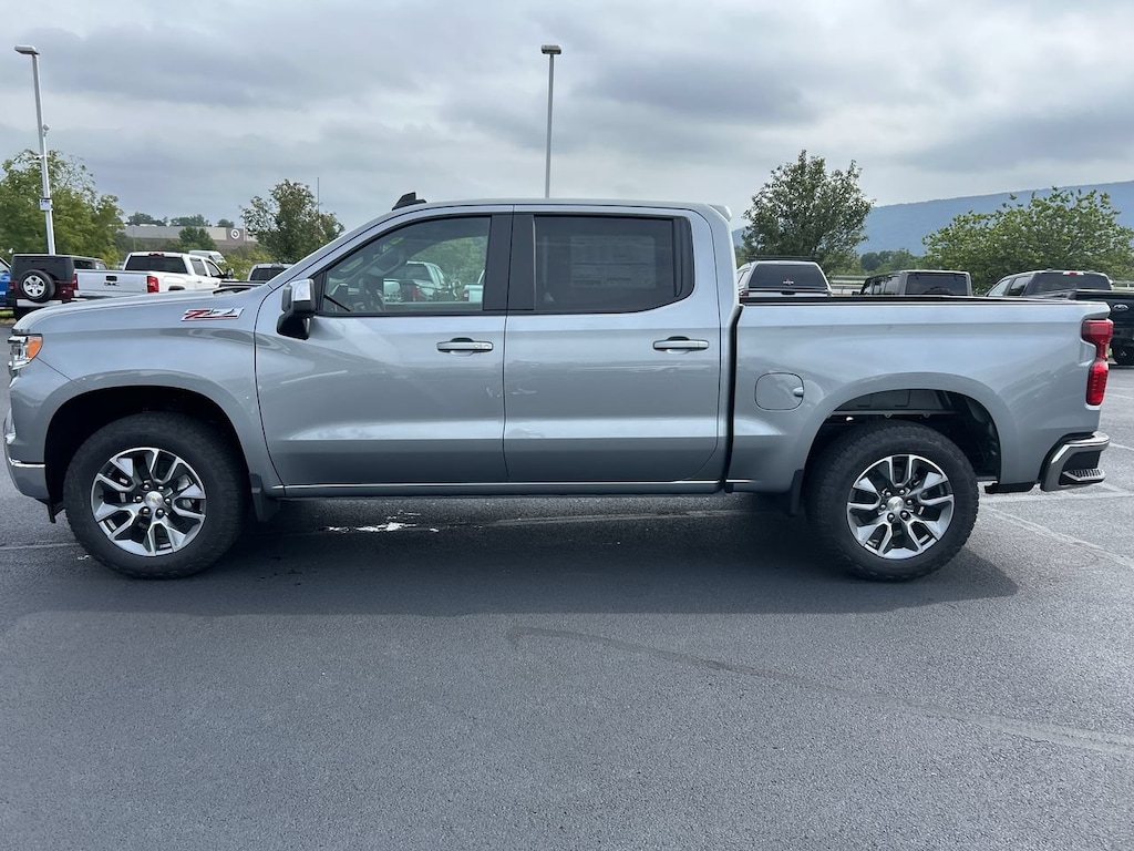 New 2026 Chevrolet Silverado 1500 LT Truck Crew Cab