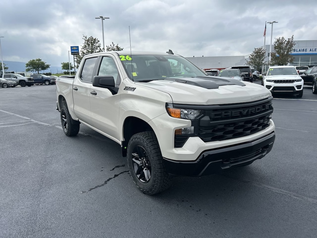 New 2026 Chevrolet Silverado 1500 Custom Trail Boss Truck Crew Cab