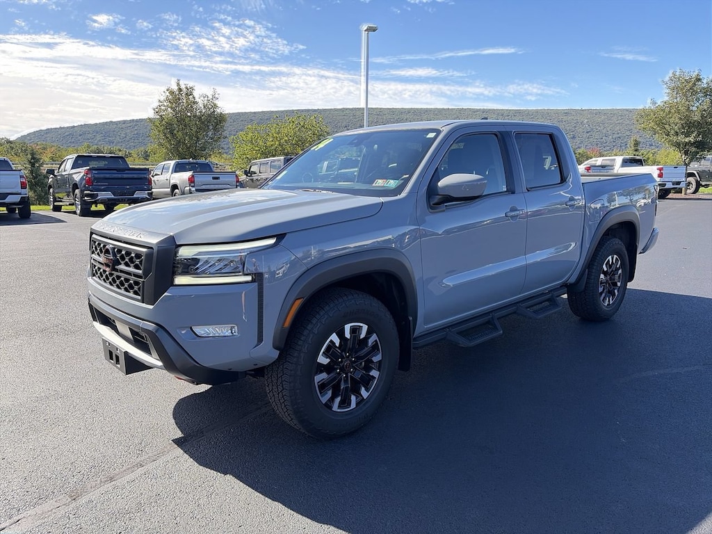 Used 2024 Nissan Frontier PRO-4X Truck Crew Cab