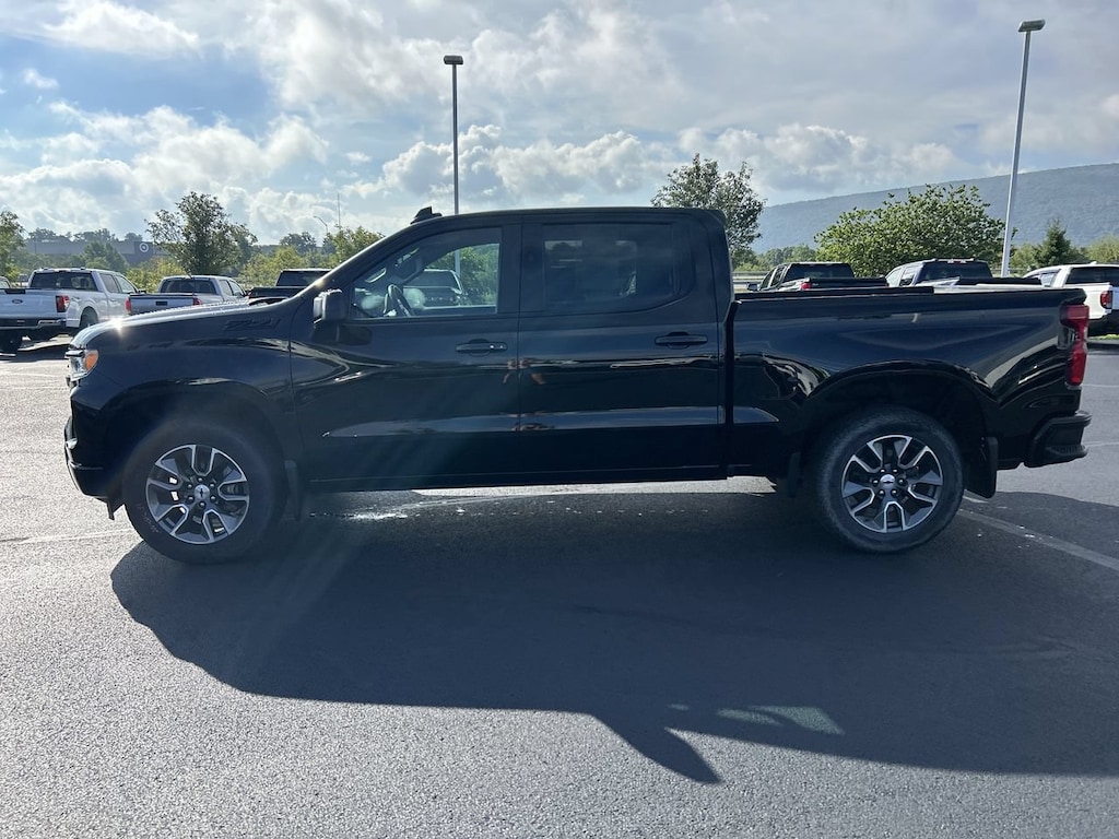 Used 2023 Chevrolet Silverado 1500 RST Truck Crew Cab