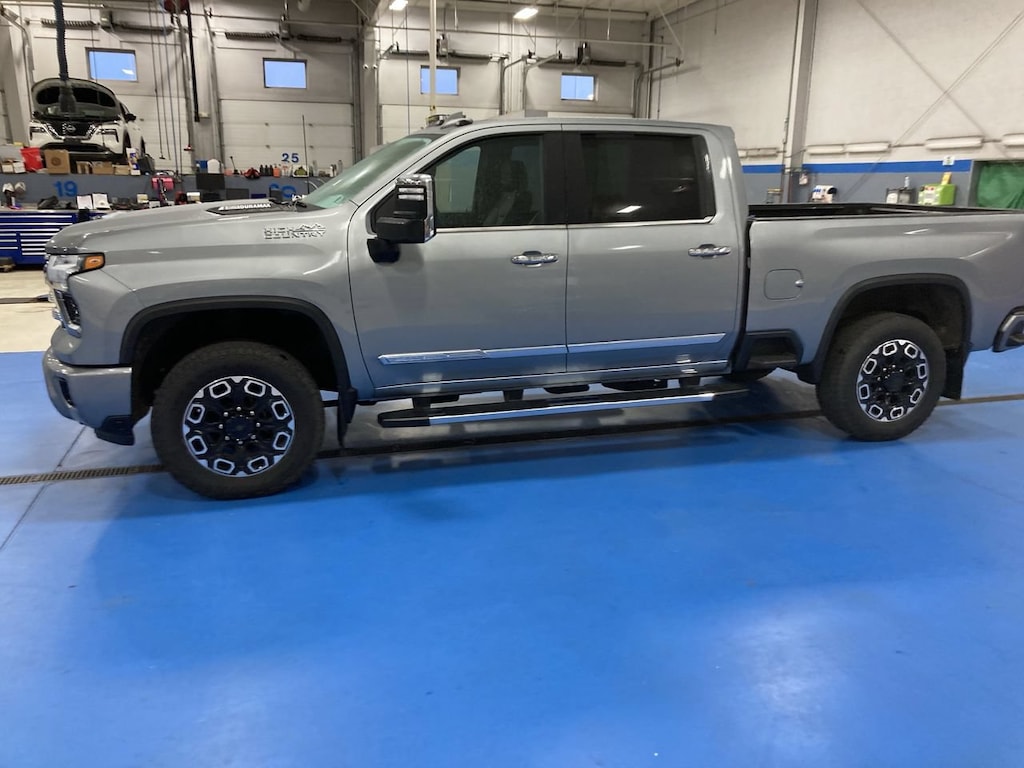 Used 2024 Chevrolet Silverado 2500 HD High Country Truck Crew Cab