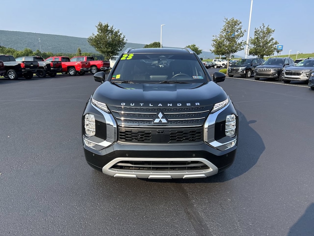 Used 2023 Mitsubishi Outlander SEL SUV