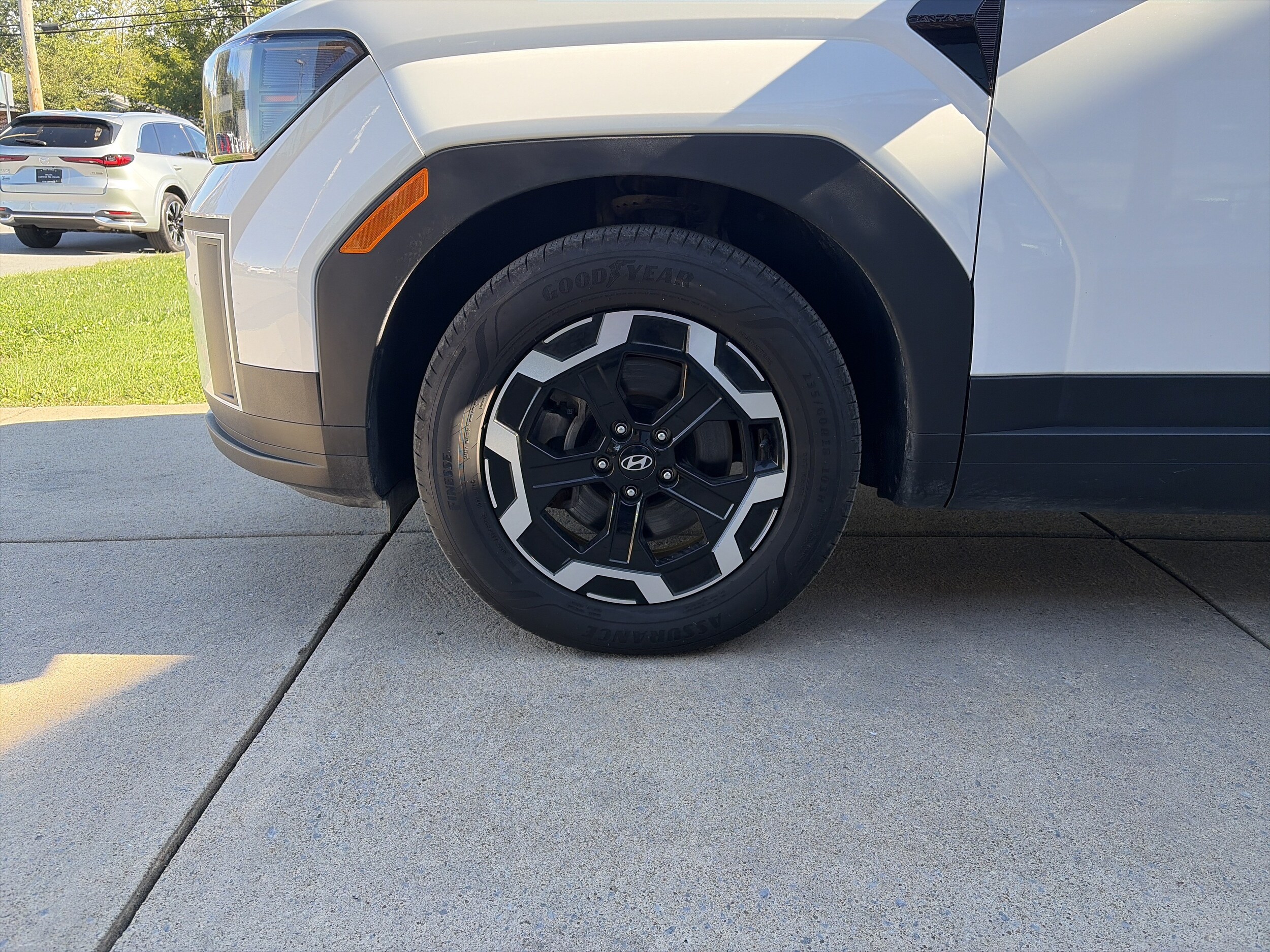 2025 Hyundai Santa Fe SEL - Photo 11