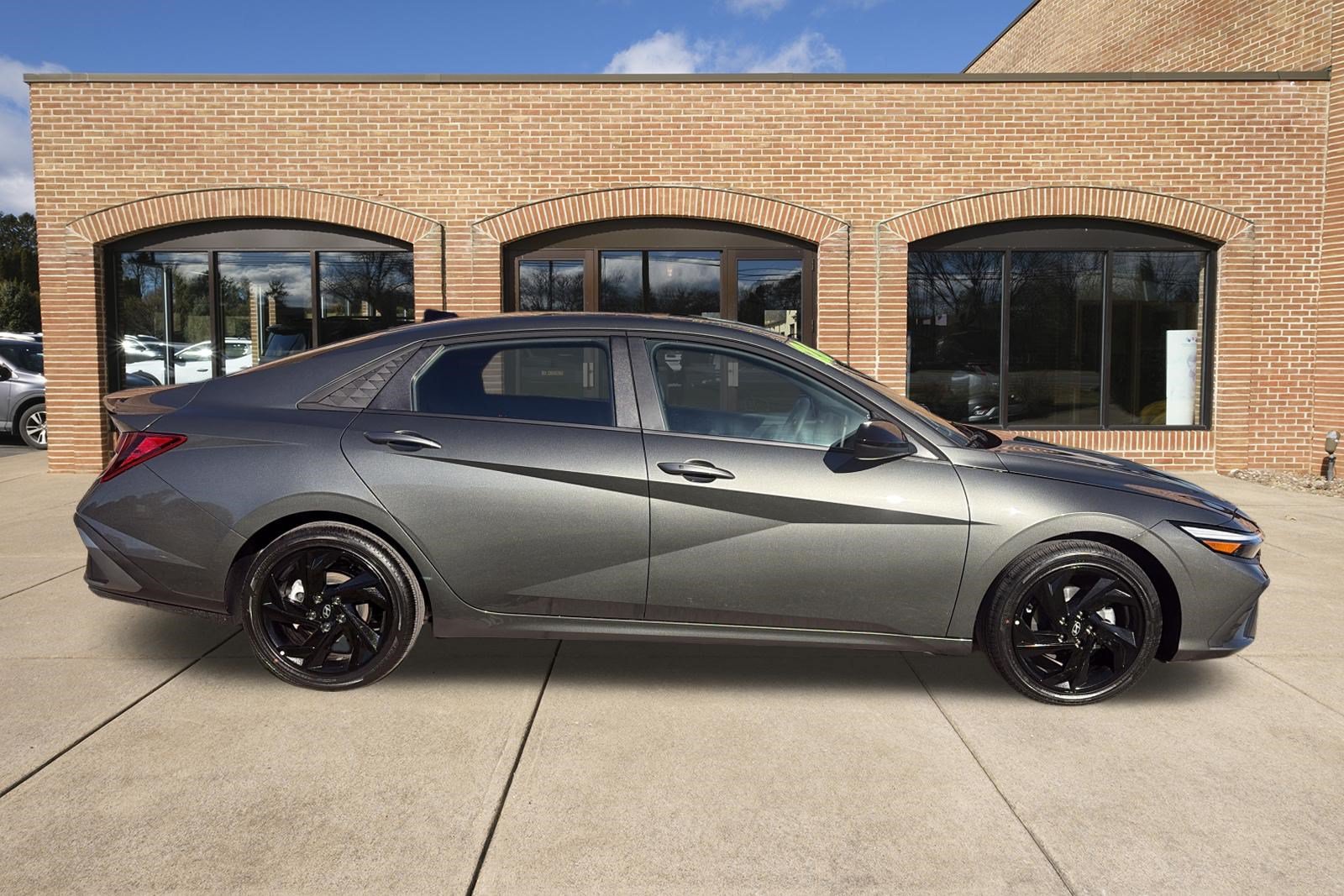 New 2026 Hyundai Elantra SEL Sport Plus Sedan