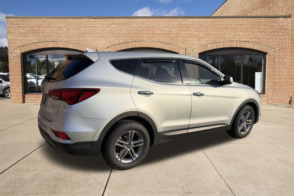 Used 2017 Hyundai Santa Fe Sport 2.4L SUV