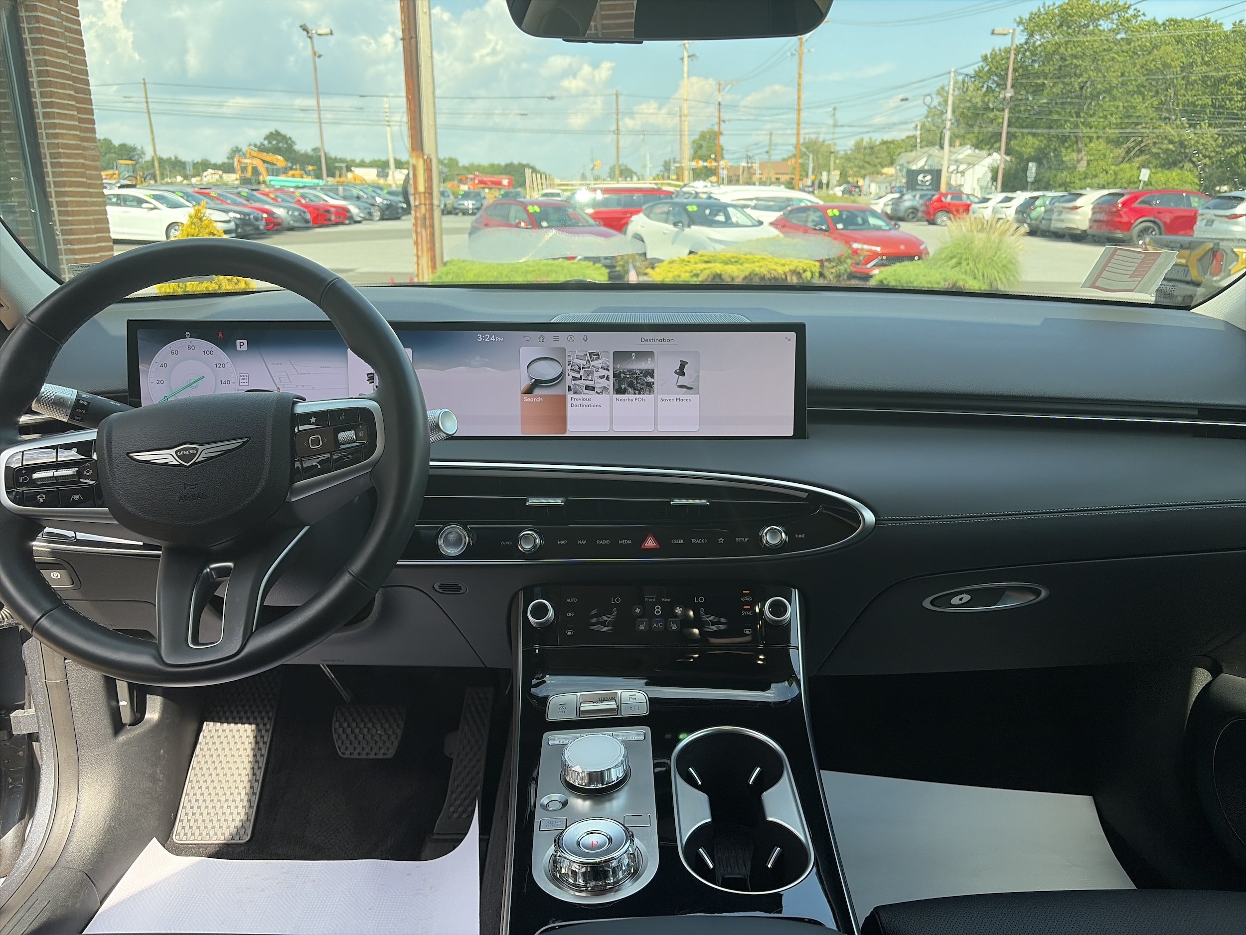 2026 GENESIS GV70 Standard - Photo 15
