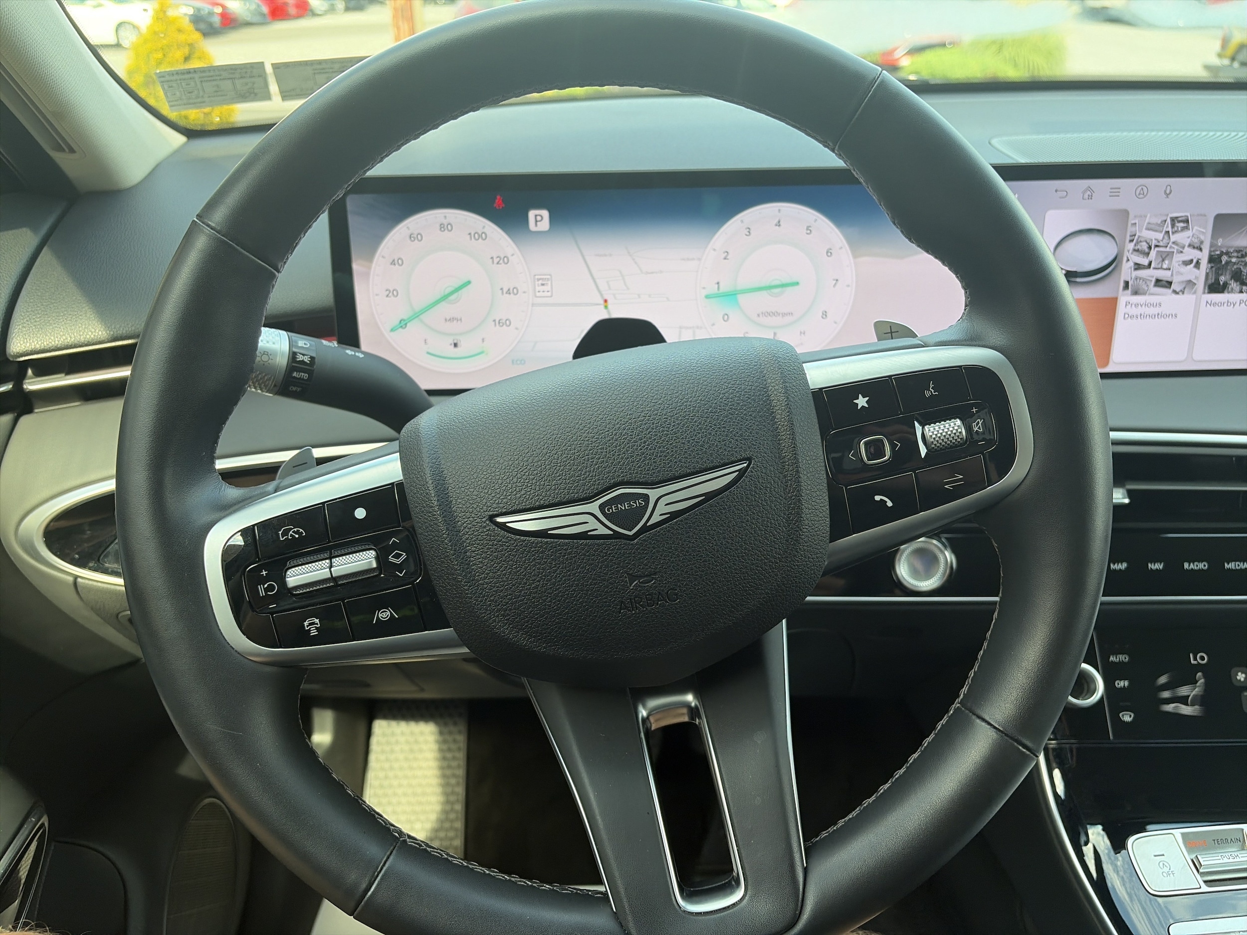 2026 GENESIS GV70 Standard - Photo 17