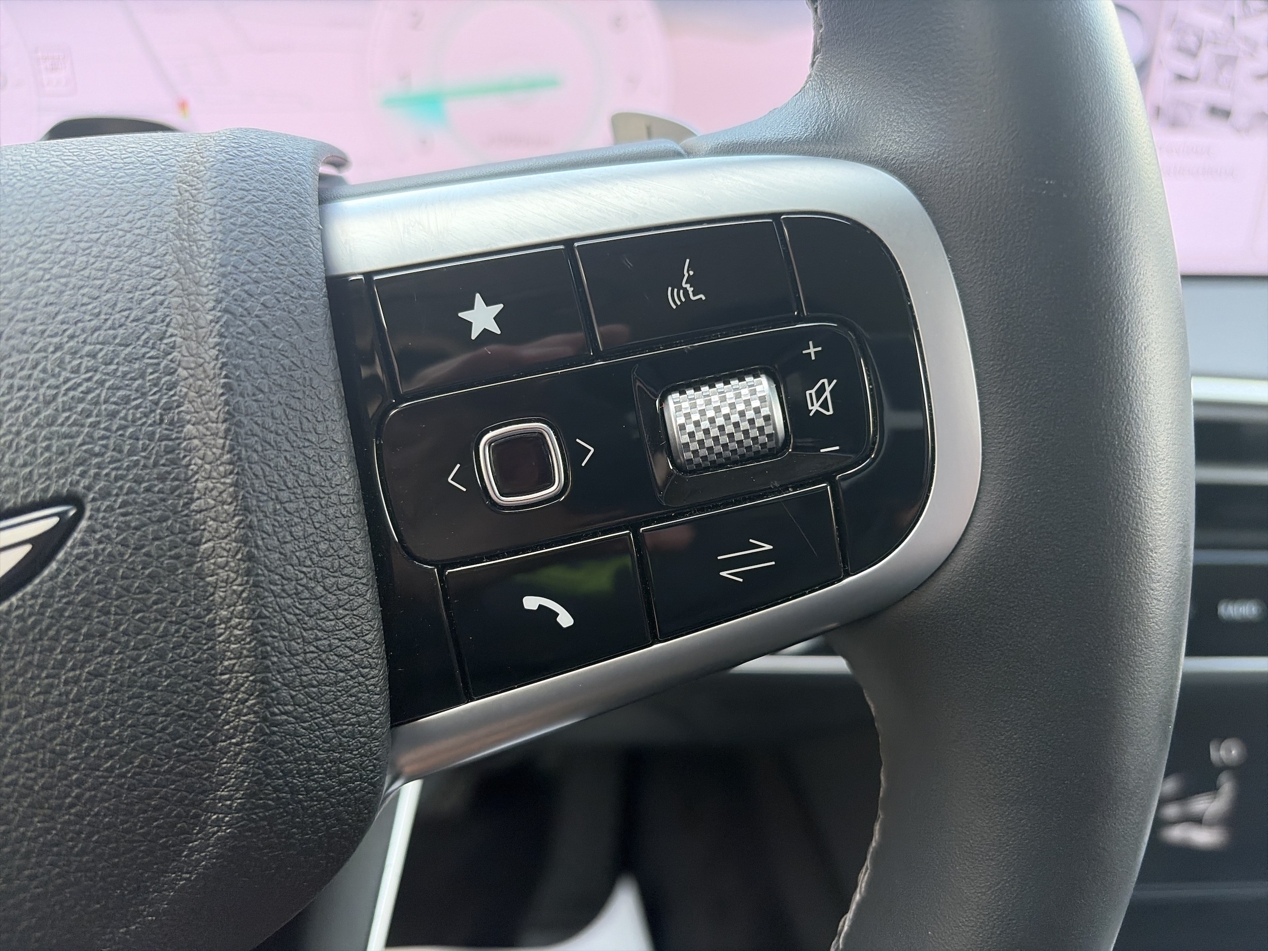 2026 GENESIS GV70 Standard - Photo 20