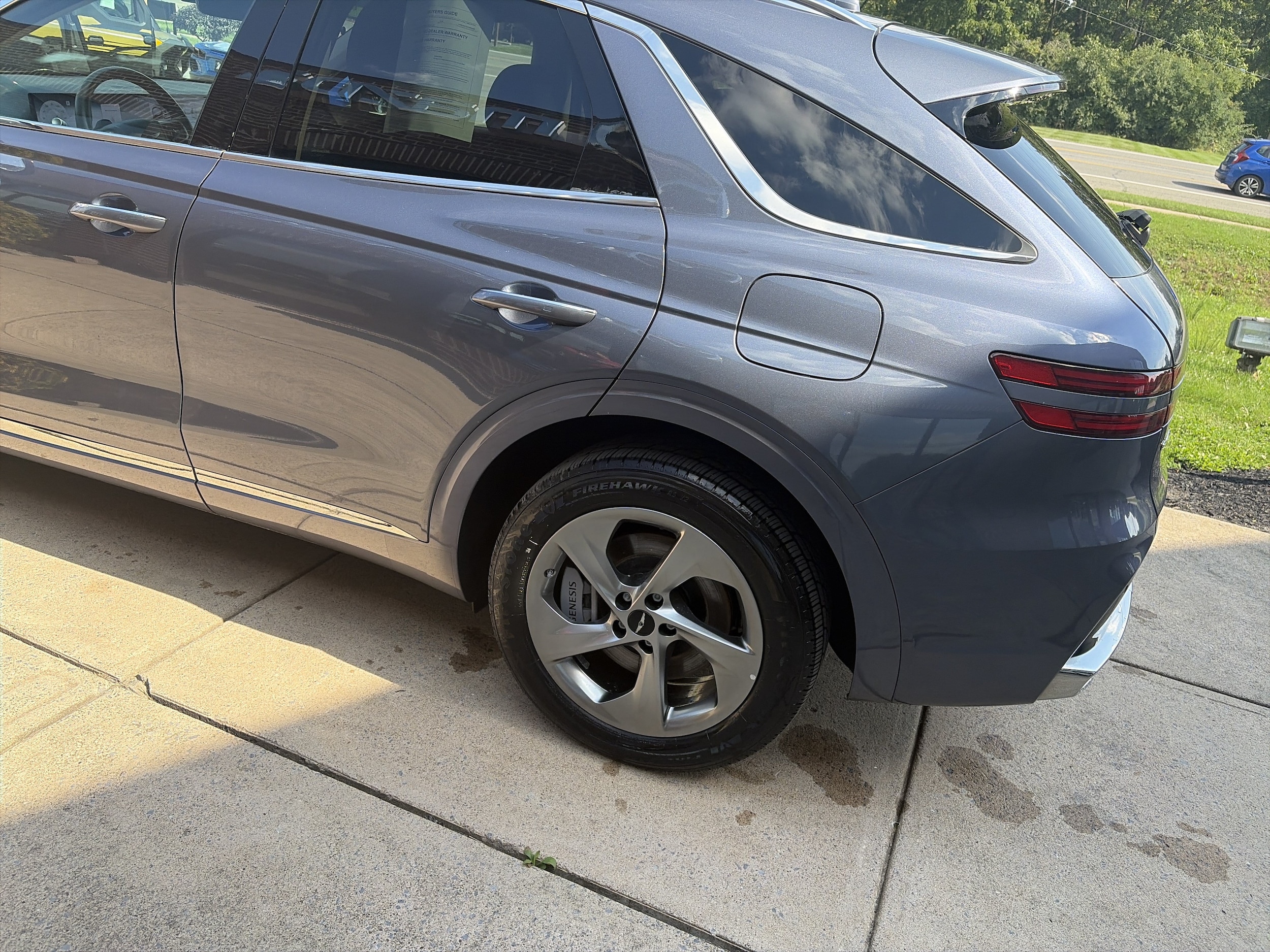 2026 GENESIS GV70 Standard - Photo 10