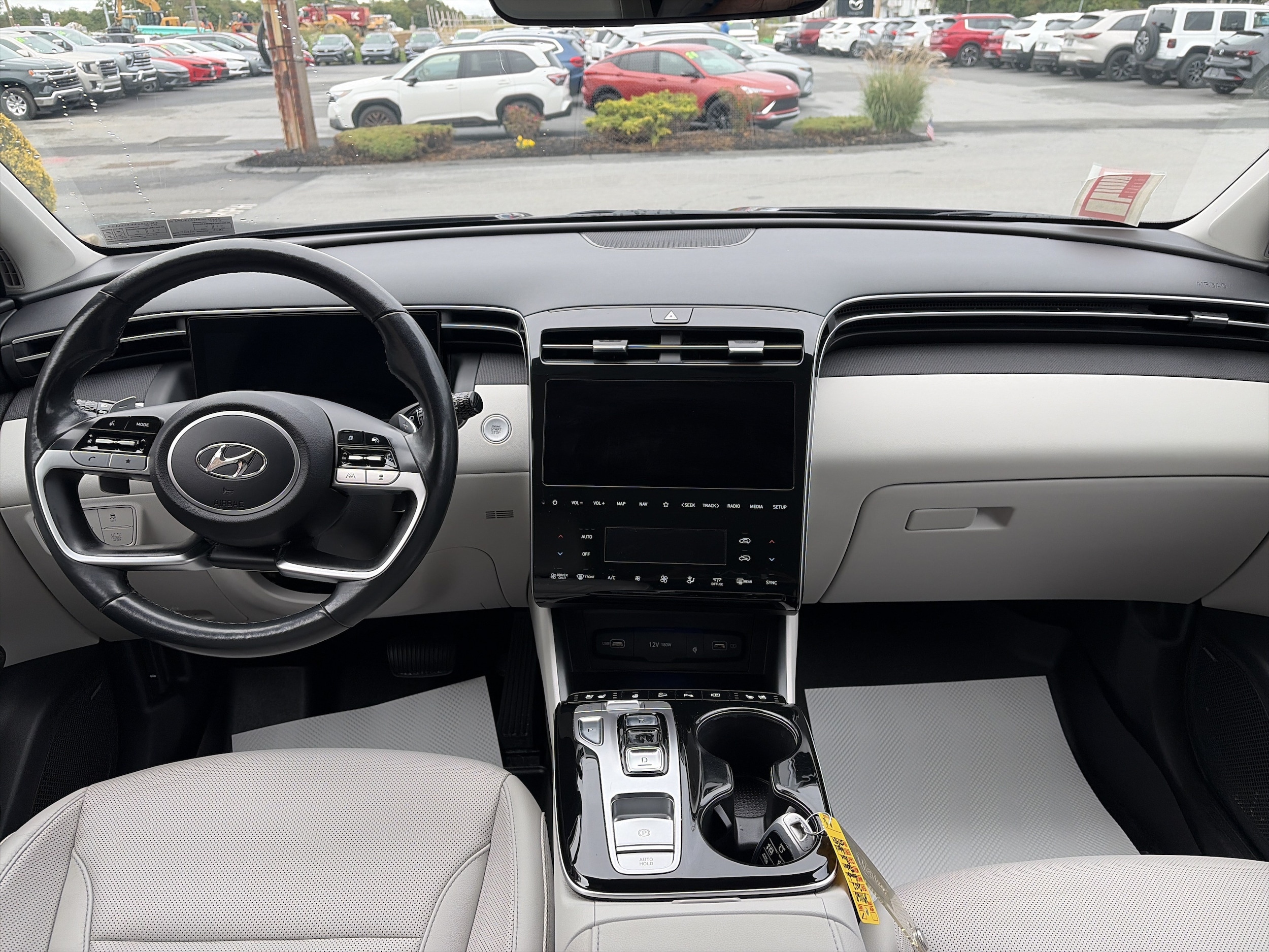2022 Hyundai Tucson Limited - Photo 14