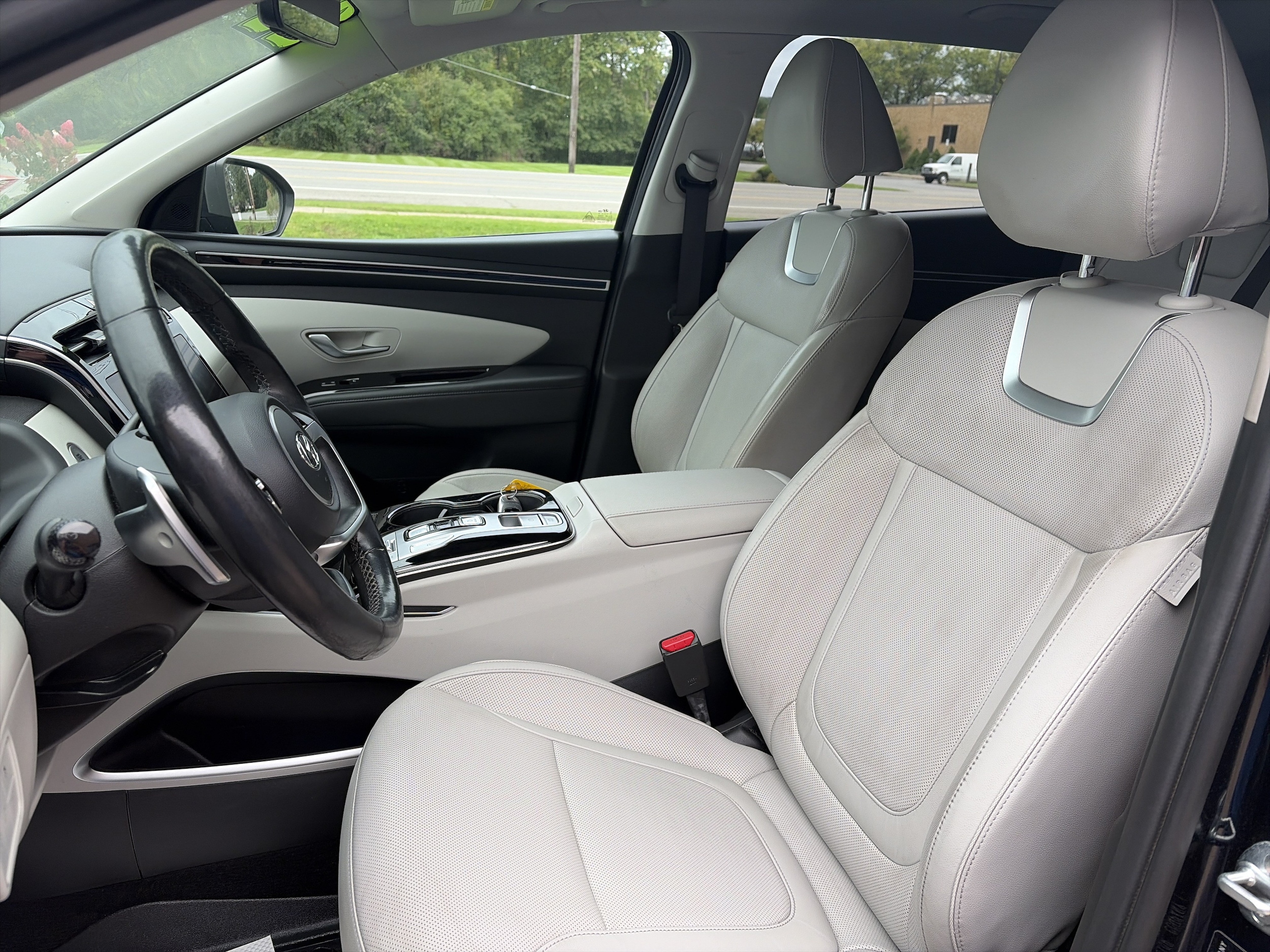 2022 Hyundai Tucson Limited - Photo 12