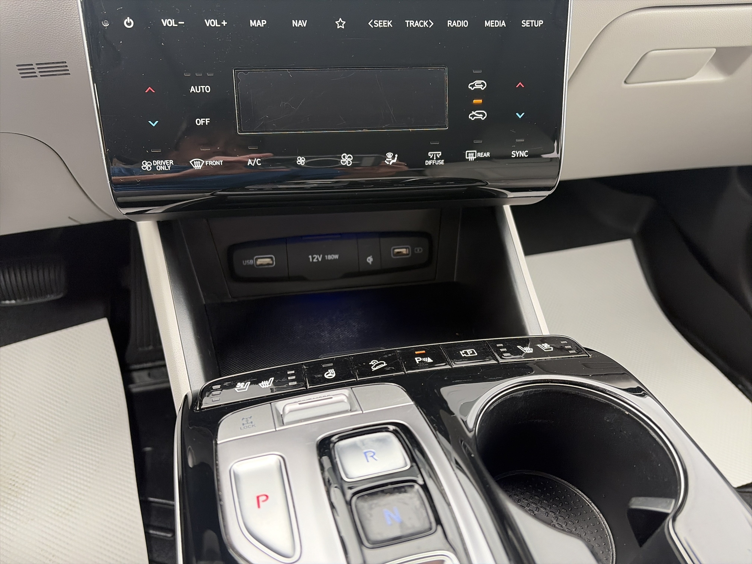 2022 Hyundai Tucson Limited - Photo 24