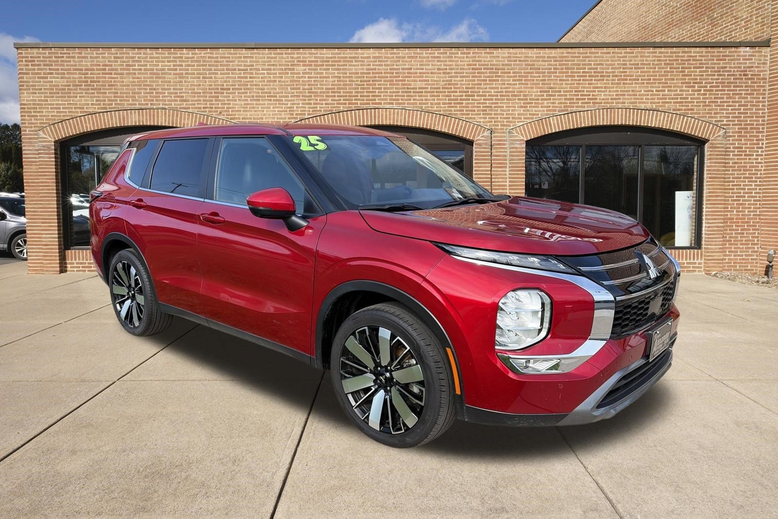 2025 Mitsubishi Outlander