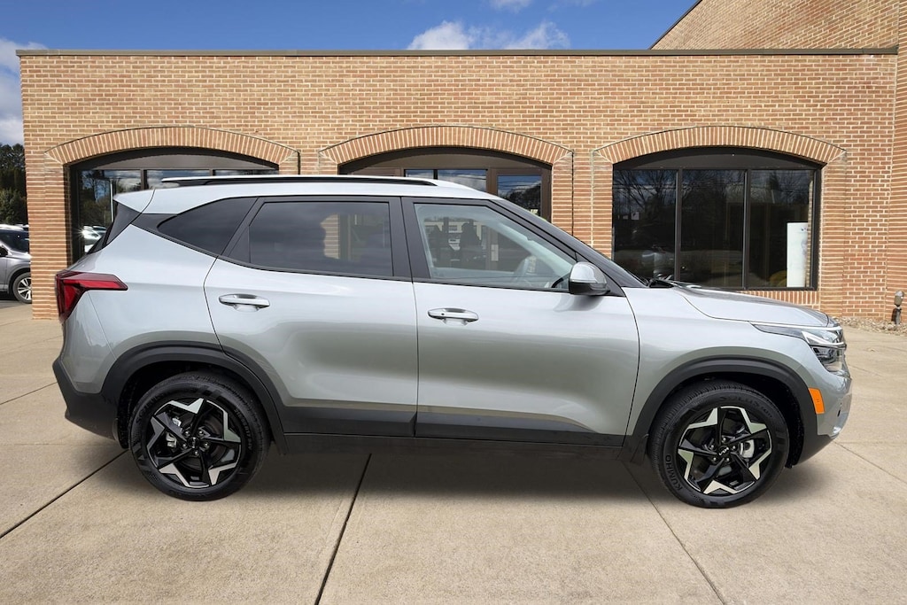 Used 2025 Kia Seltos S SUV