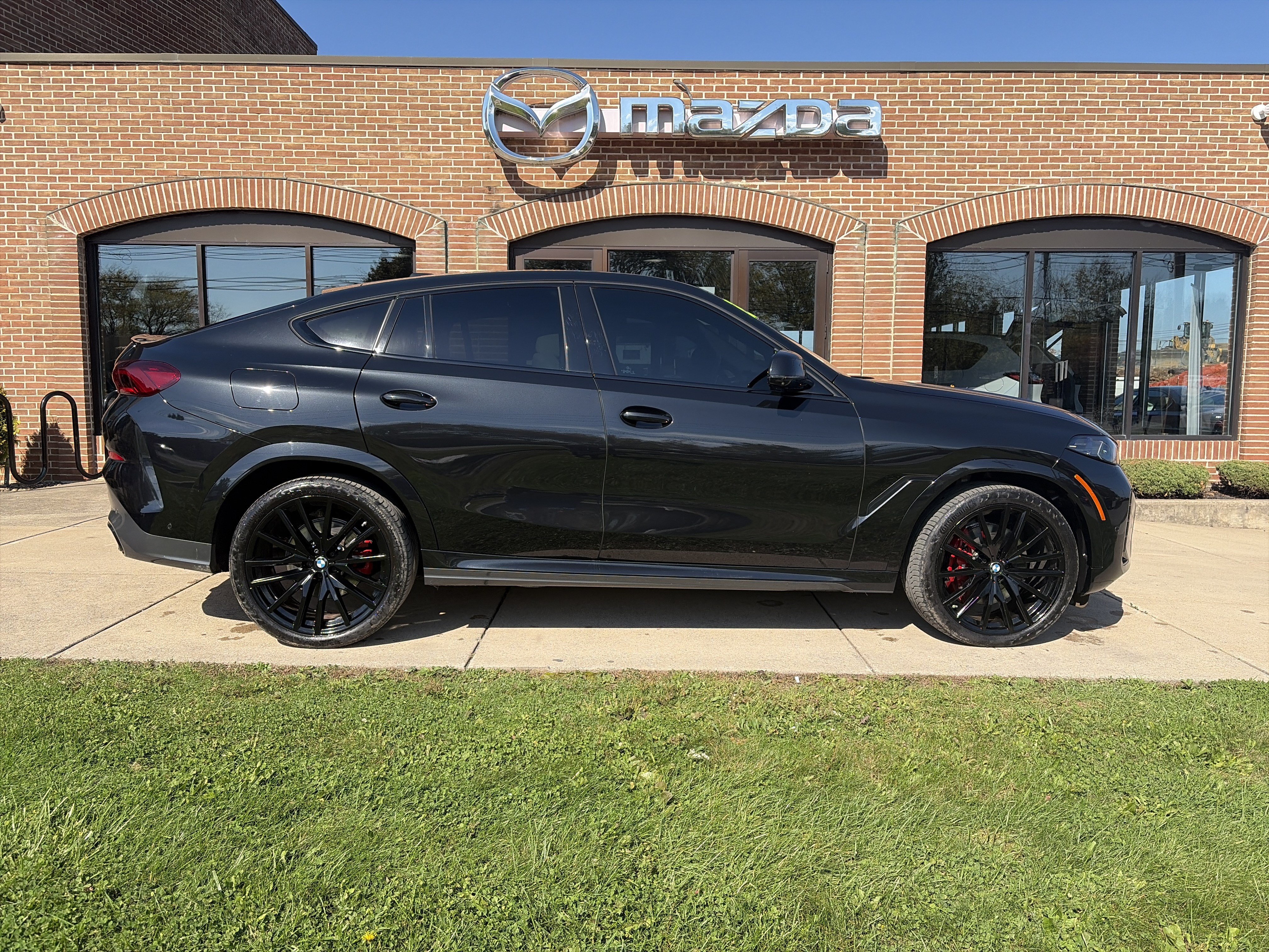 Used 2025 BMW X6 xDrive40i SUV