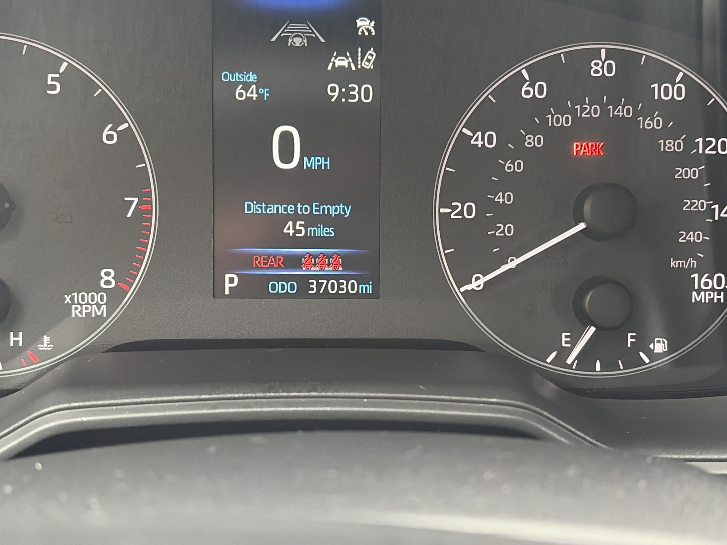 2025 Toyota Corolla LE - Photo 20