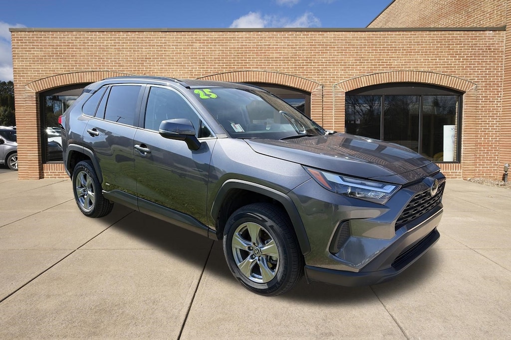 Used 2025 Toyota RAV4 Hybrid XLE Hybrid XLE AWD