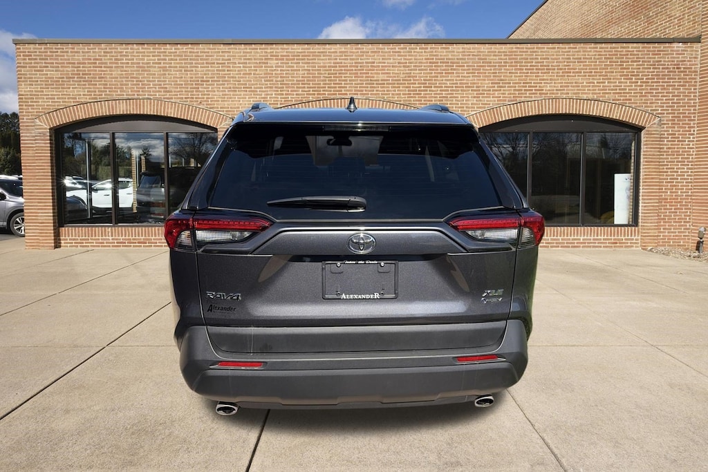 Used 2025 Toyota RAV4 Hybrid XLE Hybrid XLE AWD