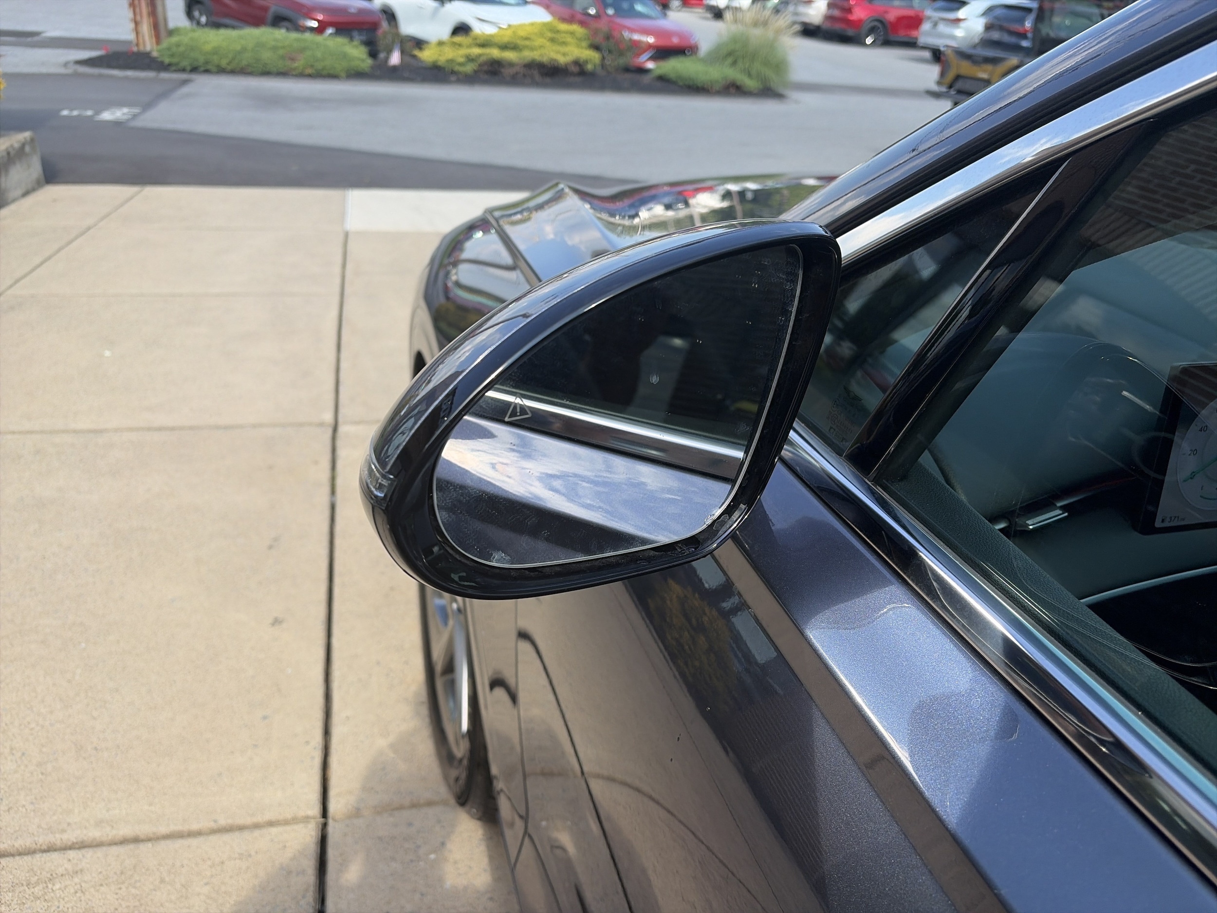 2026 GENESIS GV70 Standard - Photo 31