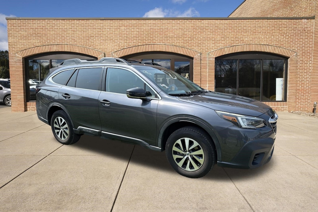 Used 2020 Subaru Outback Premium SUV