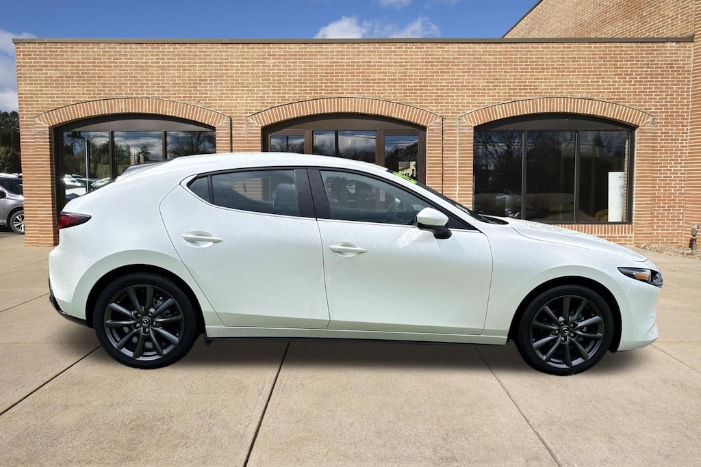Used 2025 Mazda Mazda3 Hatchback 2.5 S Preferred Package Hatchback