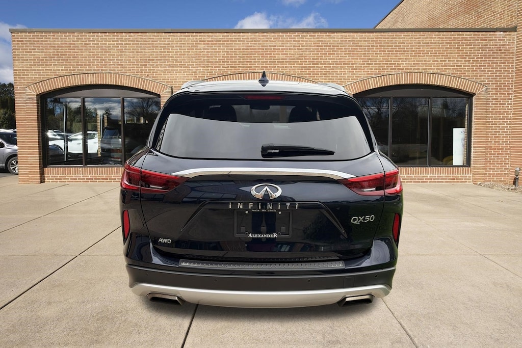 Used 2020 INFINITI QX50 ESSENTIAL SUV