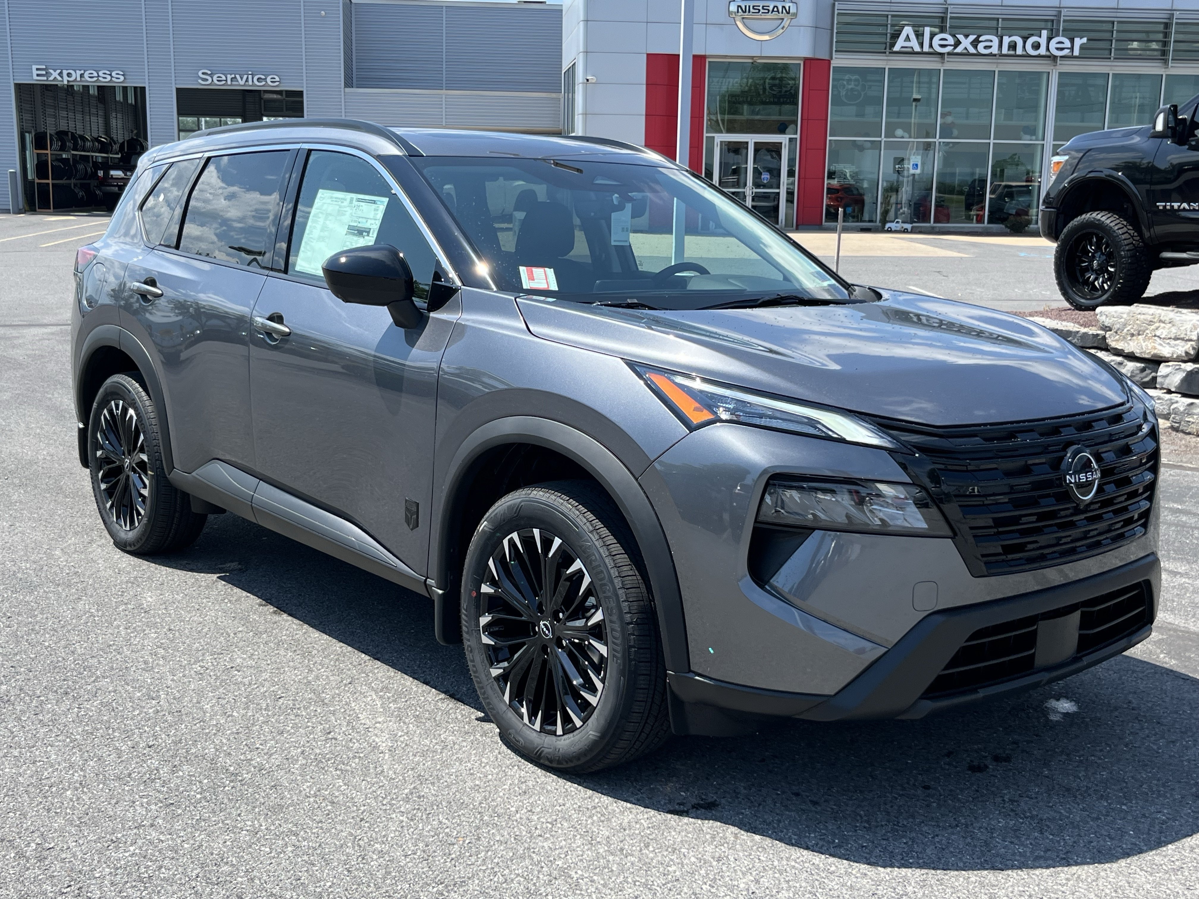  Nissan Rogue
