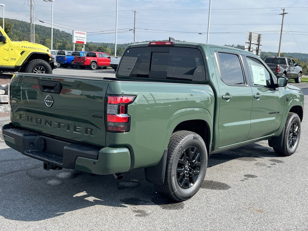 New 2027 Nissan Frontier SV Truck Crew Cab