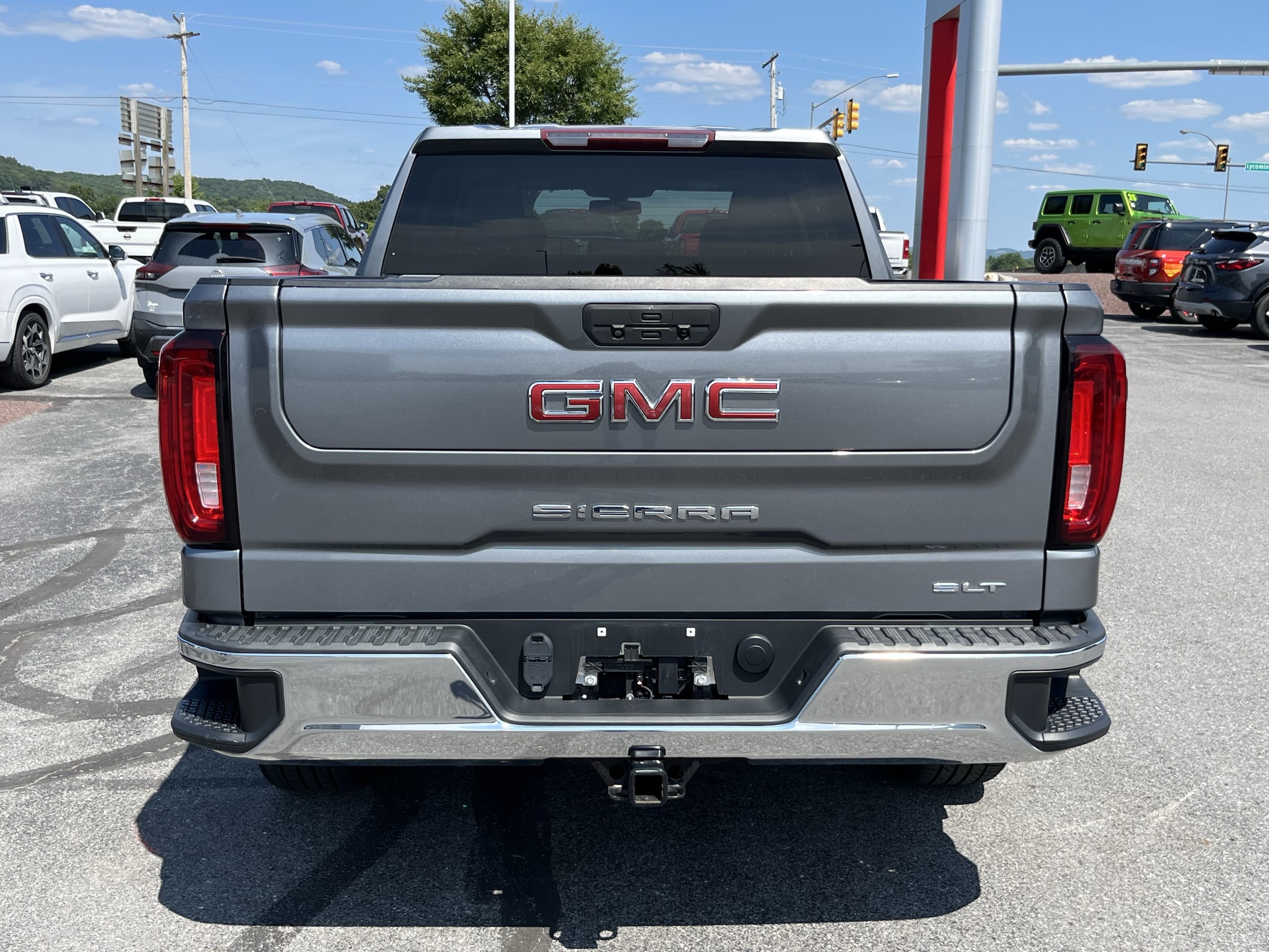2021 GMC Sierra 1500 SLT - Photo 6
