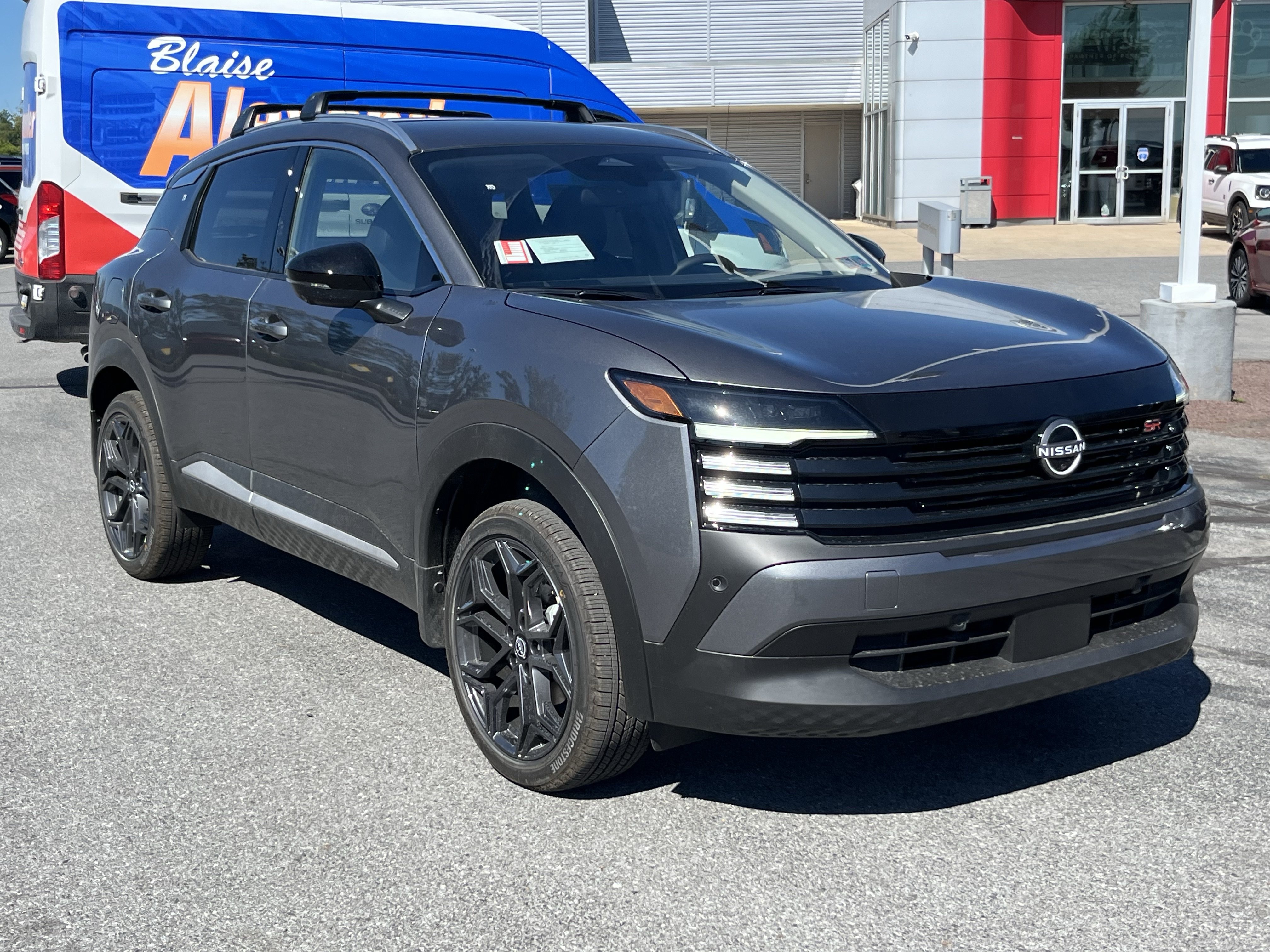 New 2027 Nissan Kicks SR SUV