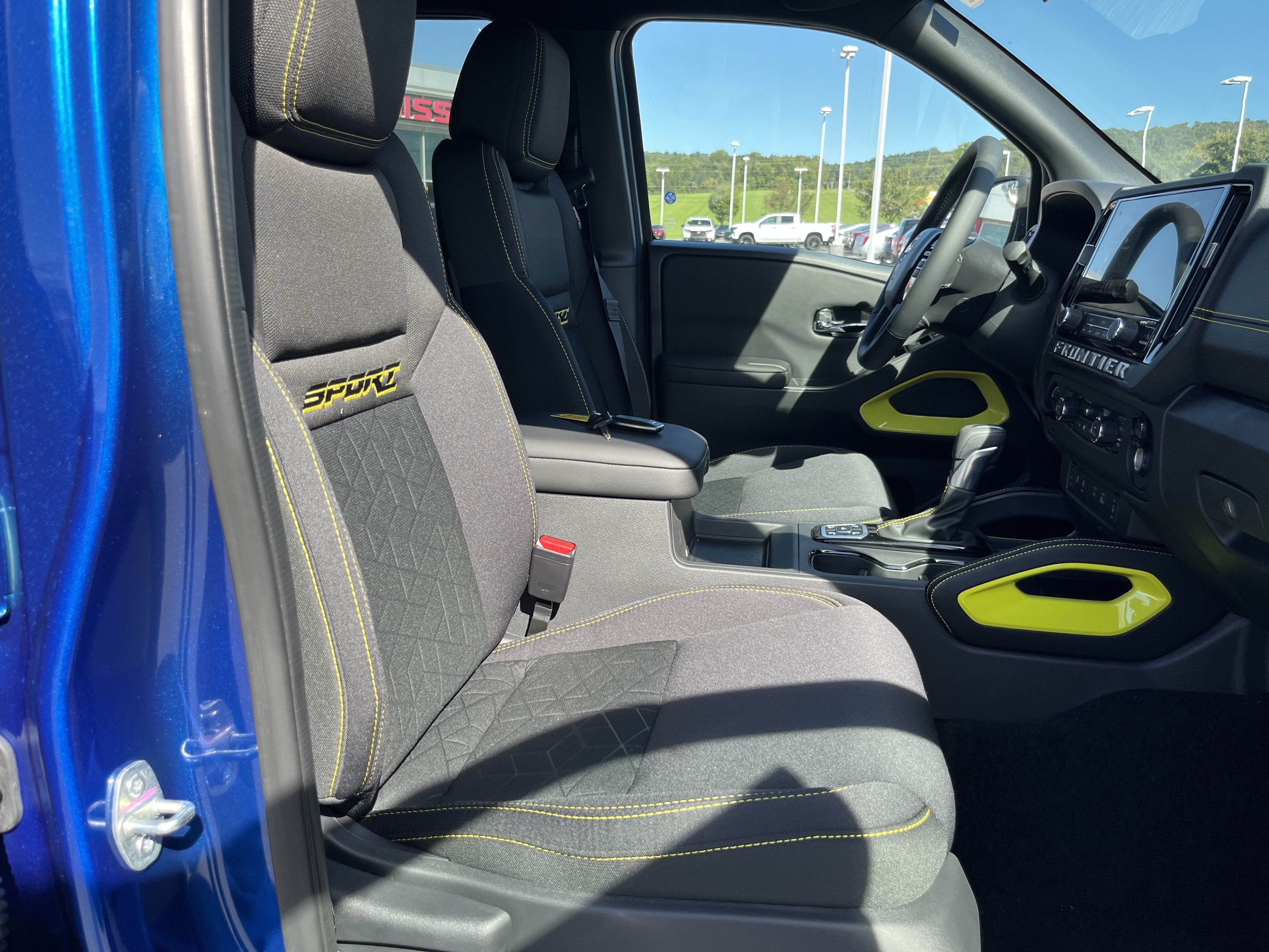 New 2027 Nissan Frontier SV Truck Crew Cab