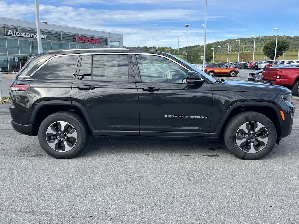 Used 2023 Jeep Grand Cherokee 4xe Base SUV