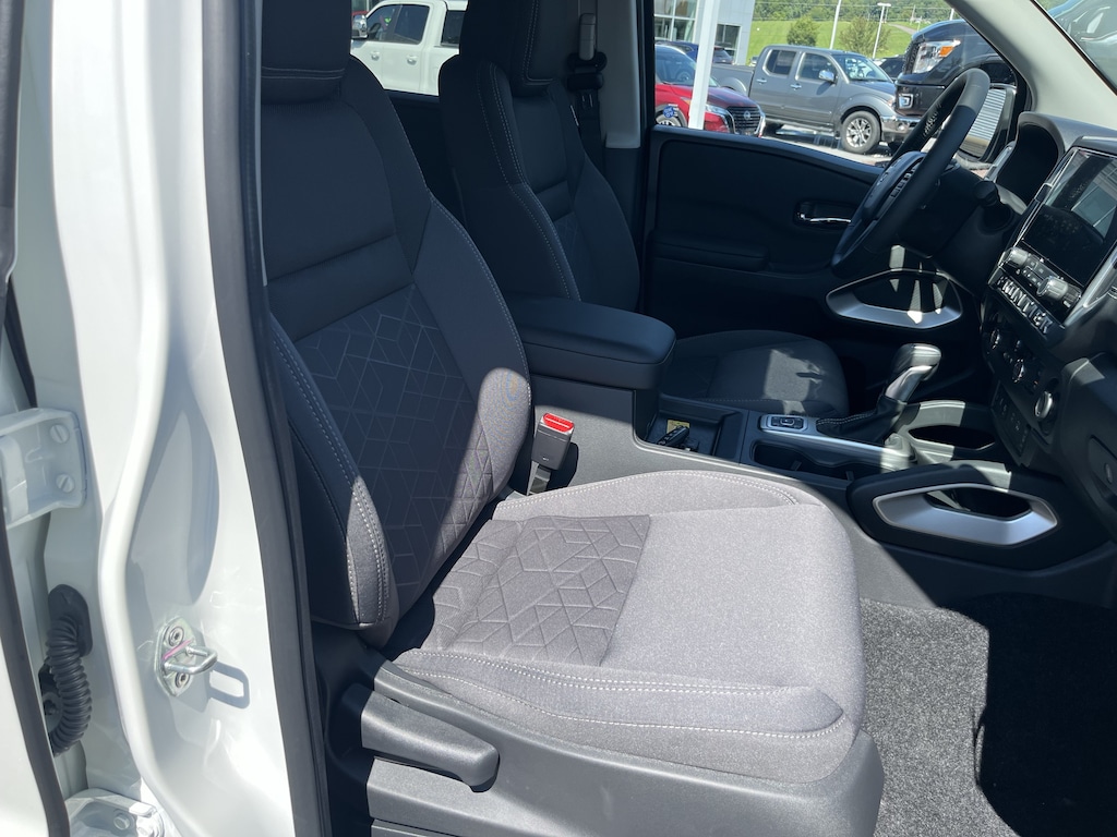 New 2026 Nissan Frontier SV Truck Crew Cab