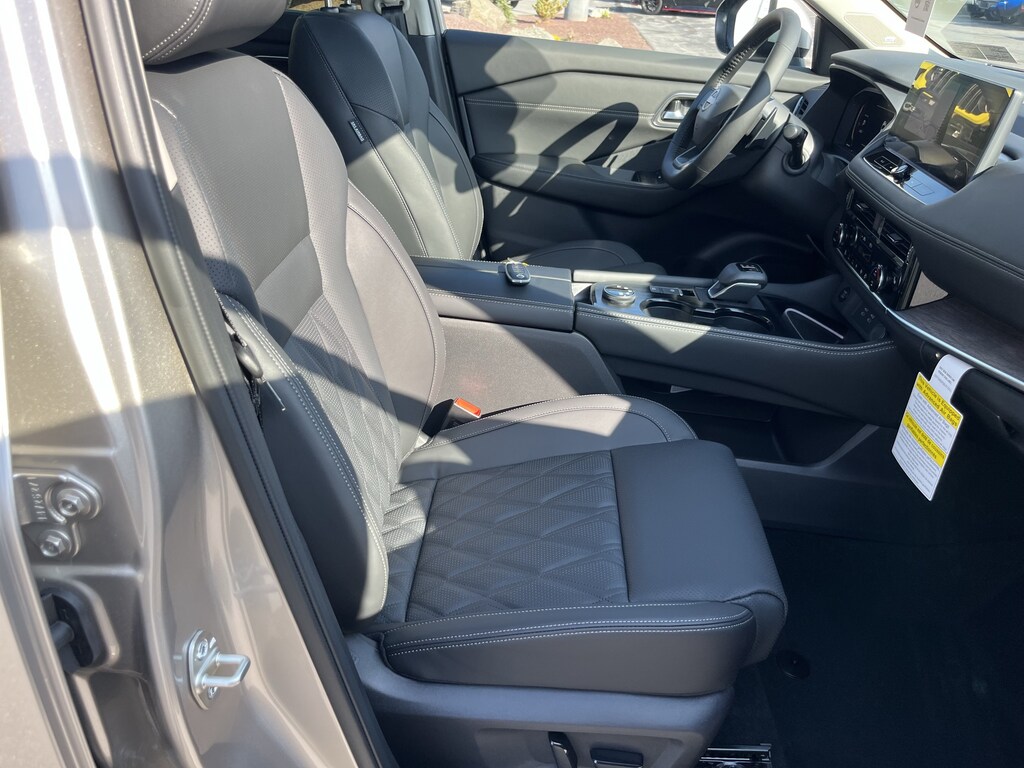 New 2026 Nissan Rogue Platinum SUV