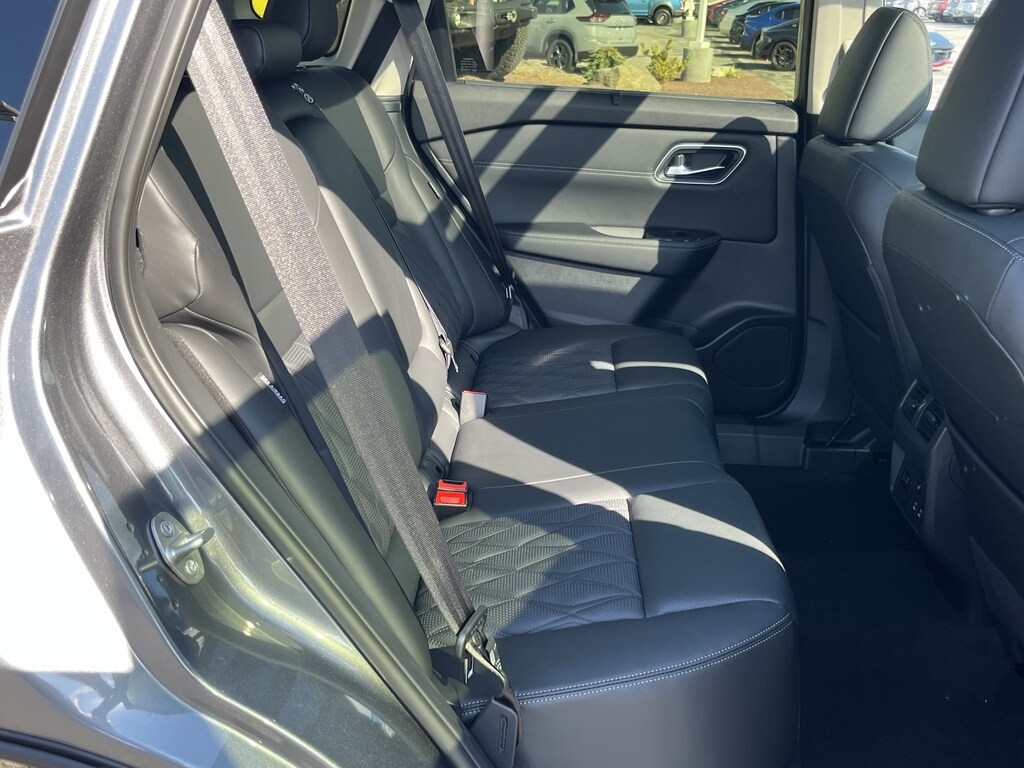 New 2026 Nissan Rogue Platinum SUV