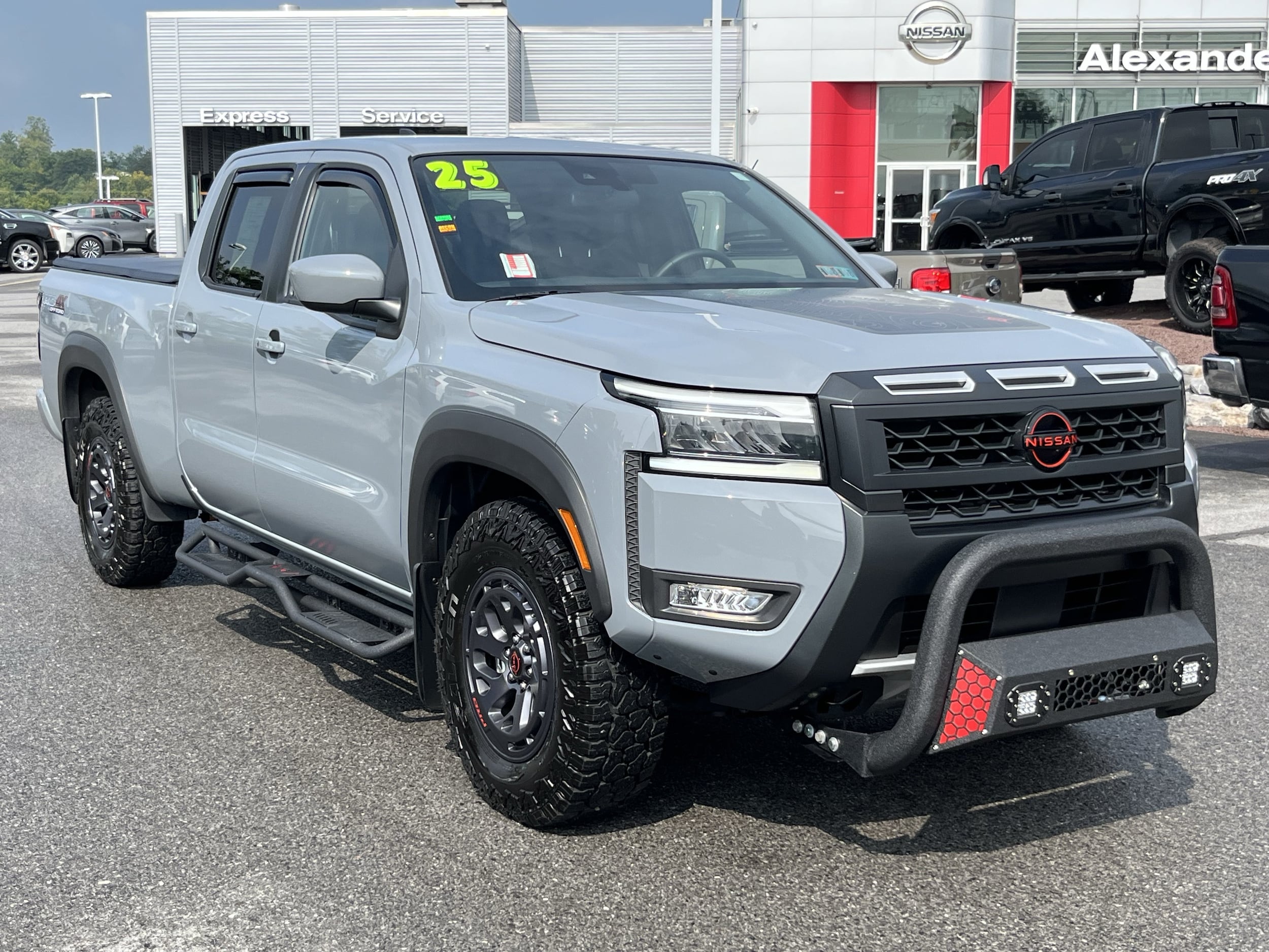2025 Nissan Frontier