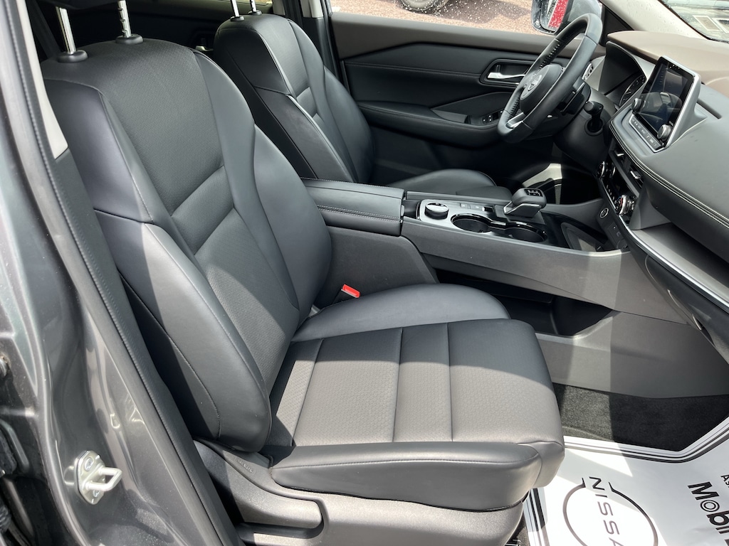 Used 2023 Nissan Rogue SV SUV
