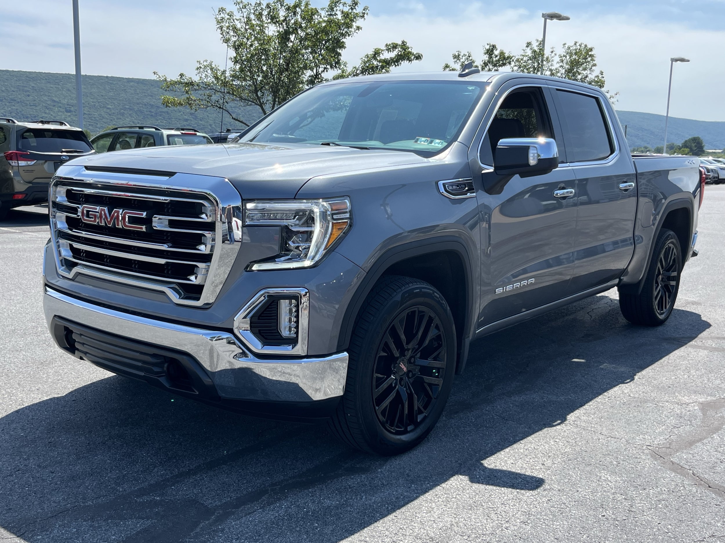 2021 GMC Sierra 1500 SLT - Photo 11