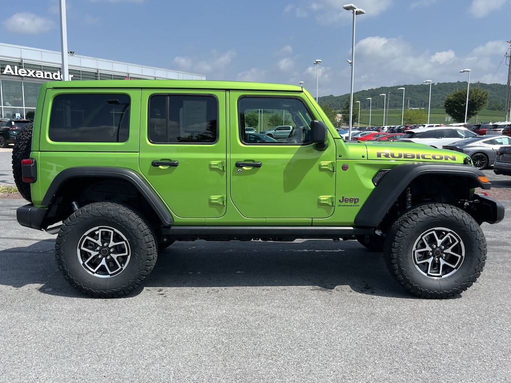Used 2025 Jeep Wrangler Rubicon SUV