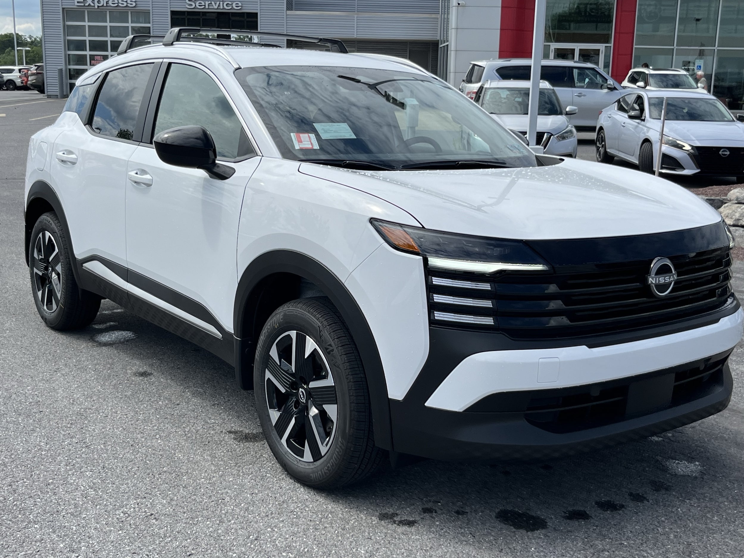 2026 Nissan KICKS SV AWD