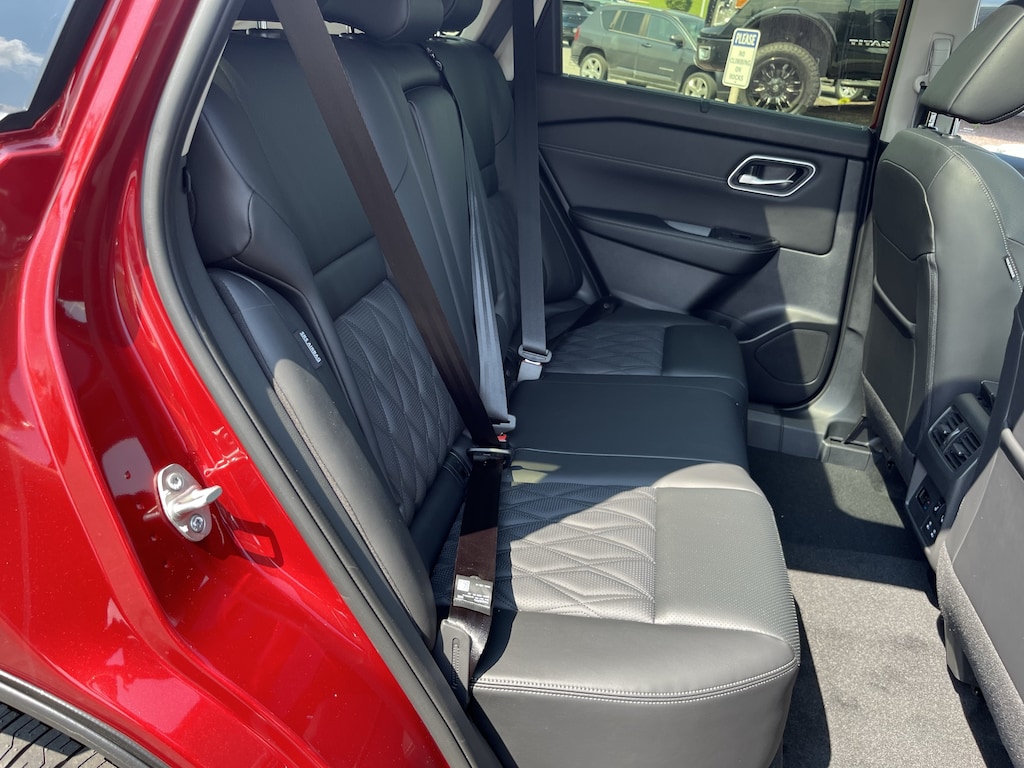 New 2026 Nissan Rogue Platinum SUV