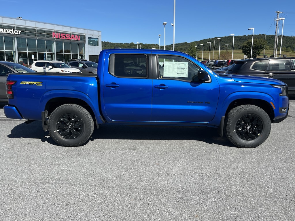 New 2027 Nissan Frontier SV Truck Crew Cab