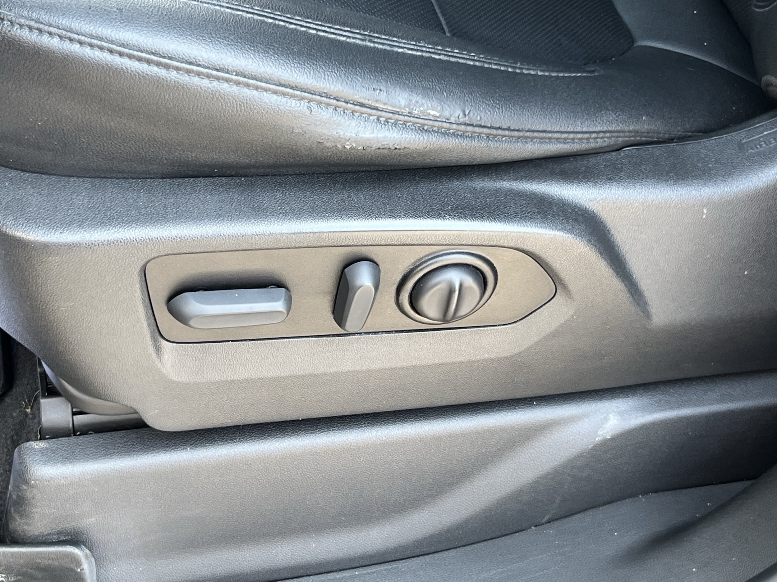 2021 GMC Sierra 1500 SLT - Photo 17