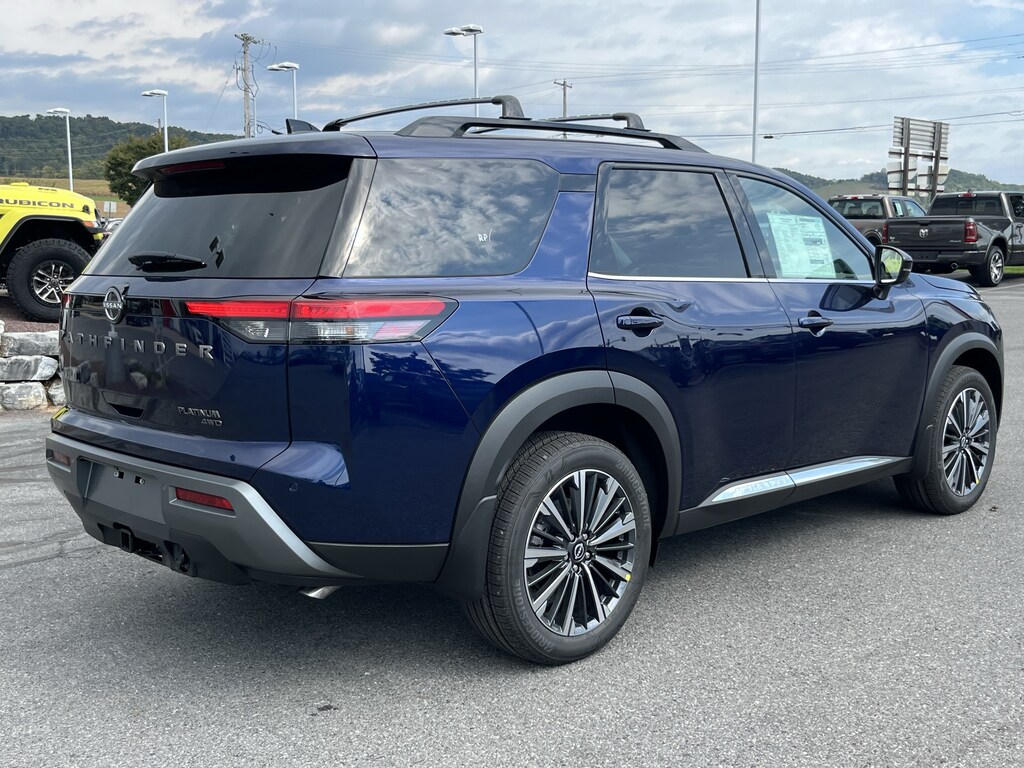 New 2026 Nissan Pathfinder Platinum SUV