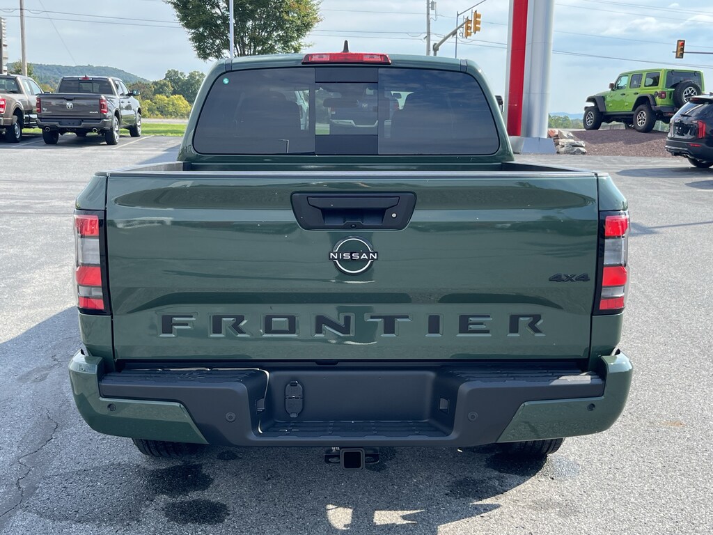 New 2027 Nissan Frontier SV Truck Crew Cab
