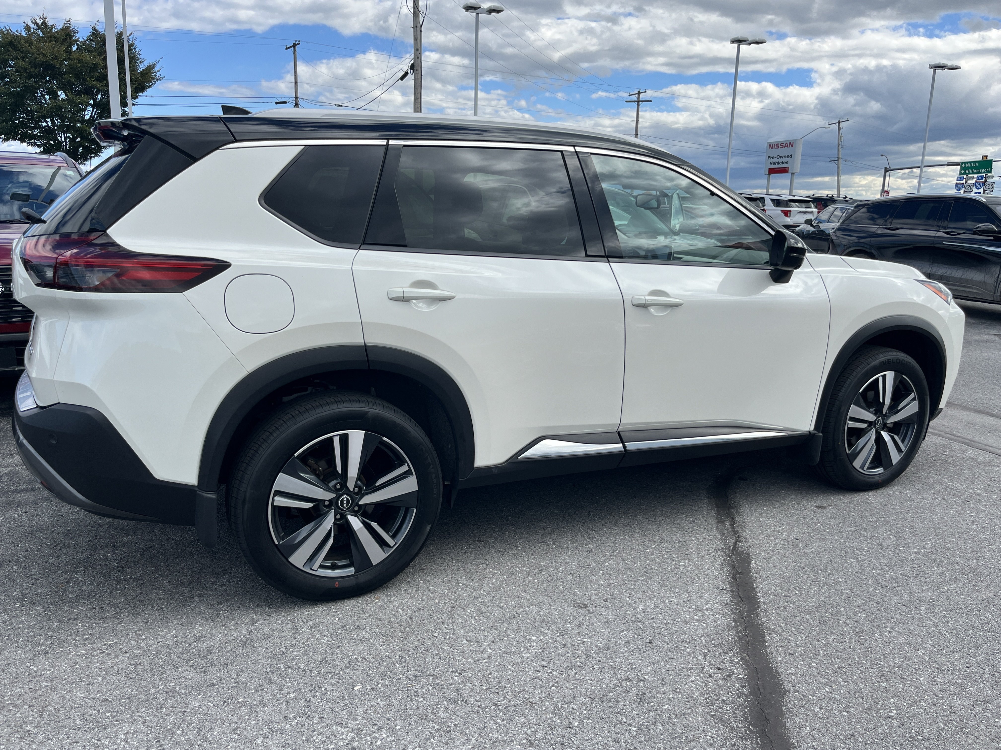 Used 2023 Nissan Rogue SL SUV