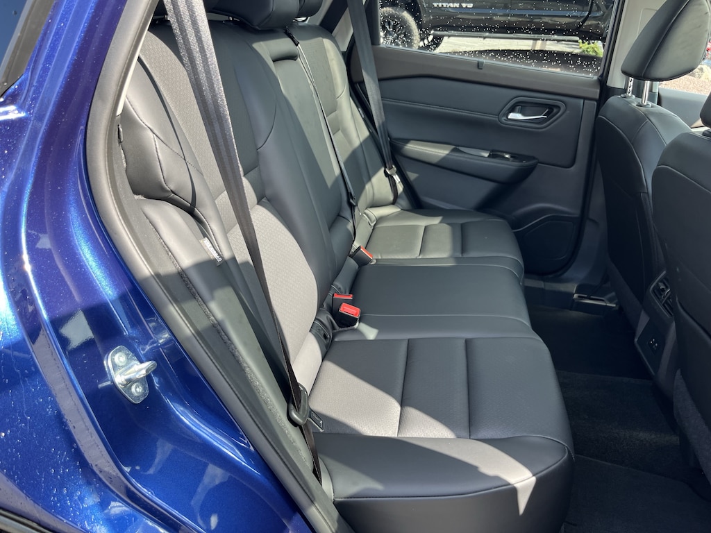 Used 2023 Nissan Rogue SV SUV