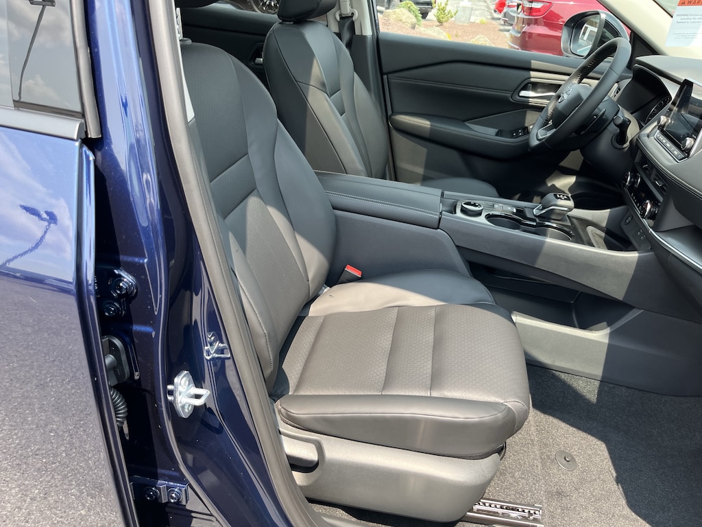 New 2026 Nissan Rogue Dark Armor SUV