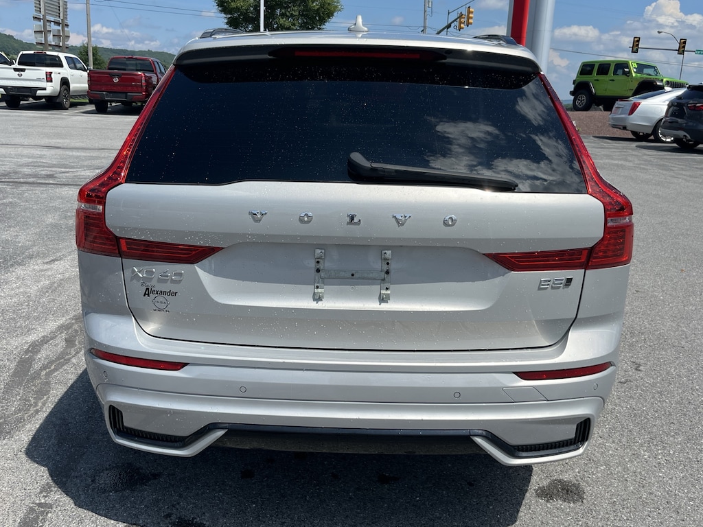 Used 2025 Volvo XC60 B5 Plus SUV