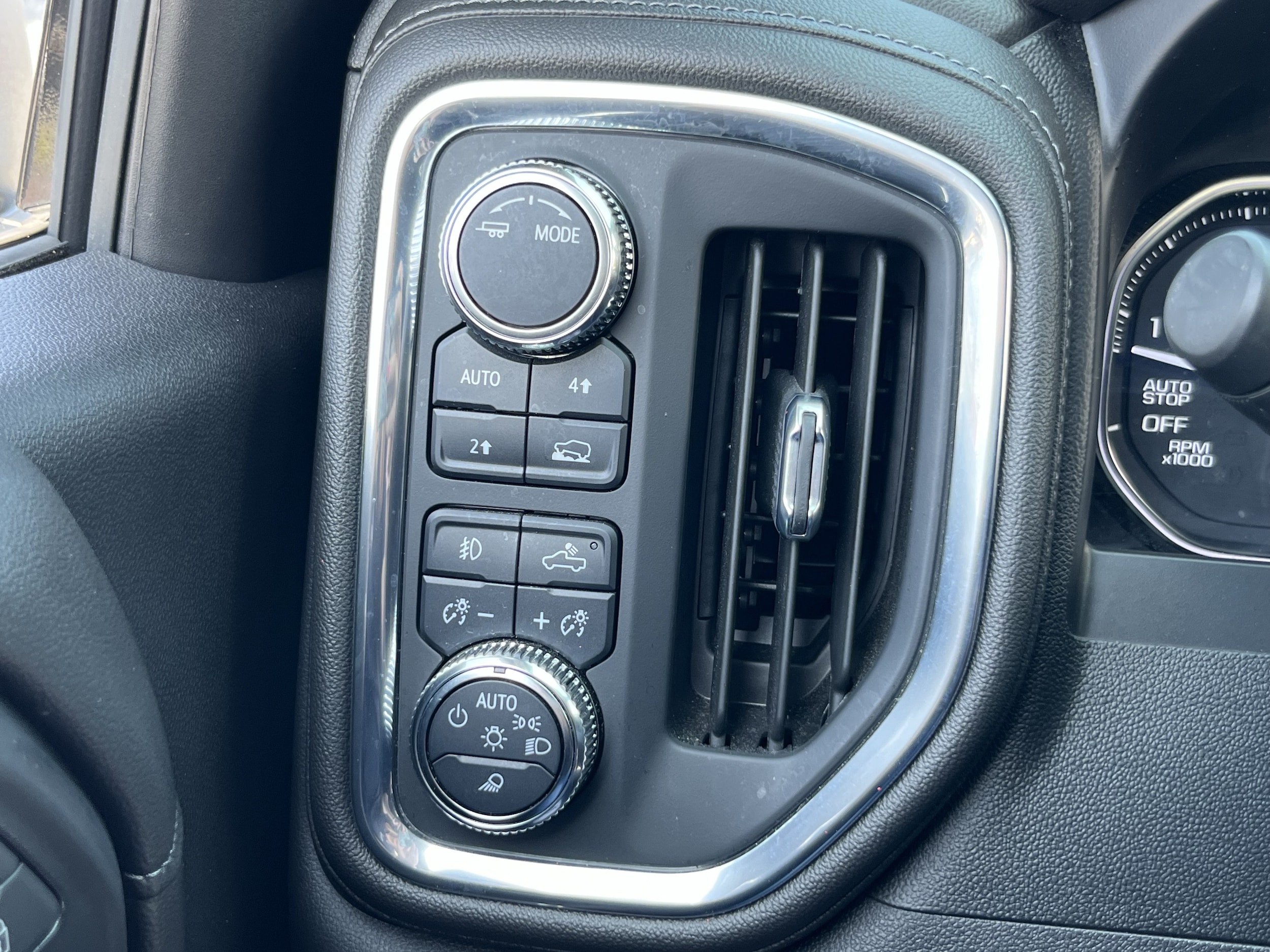 2021 GMC Sierra 1500 SLT - Photo 37